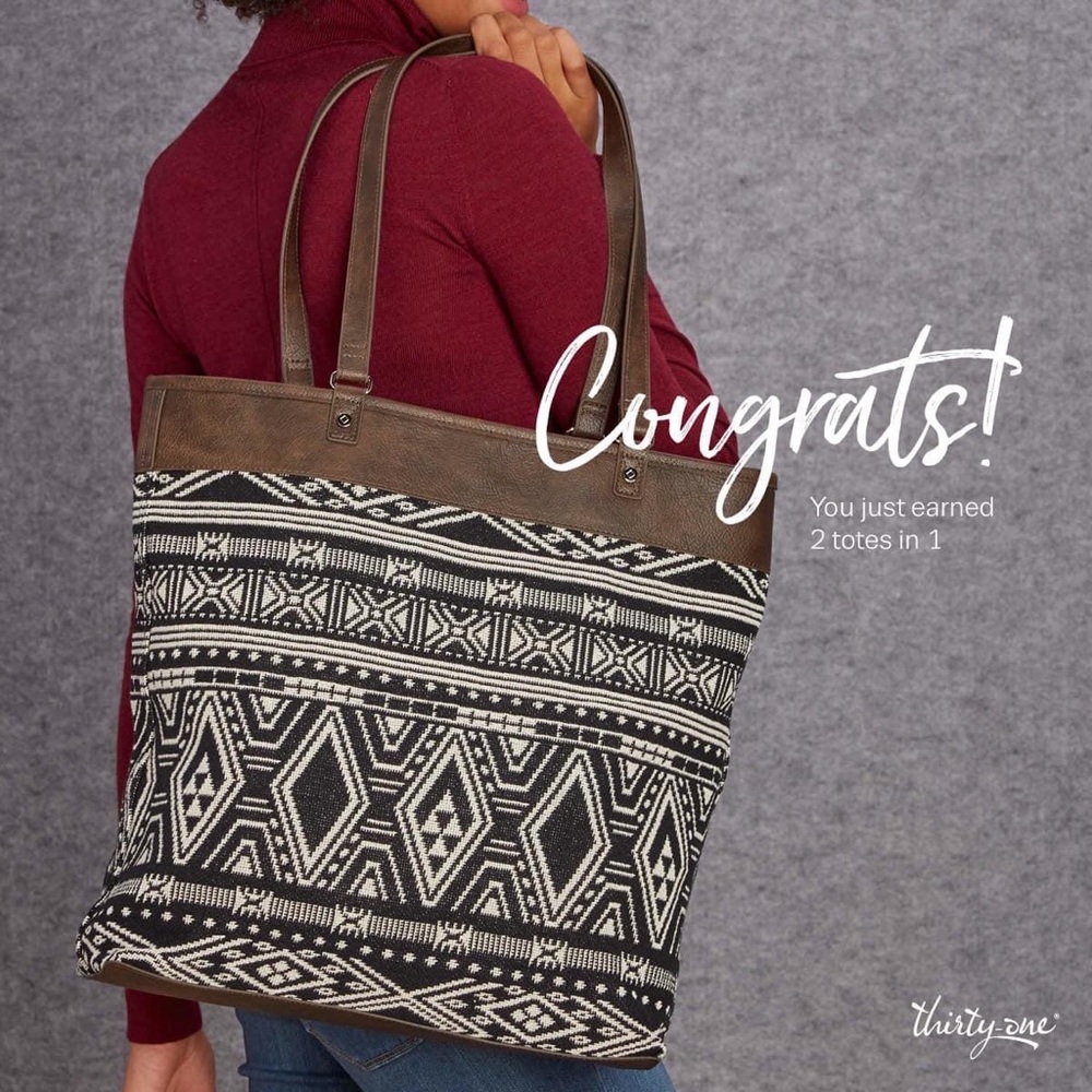 Thirty-One Reversible Tote - Picture 2 of 5